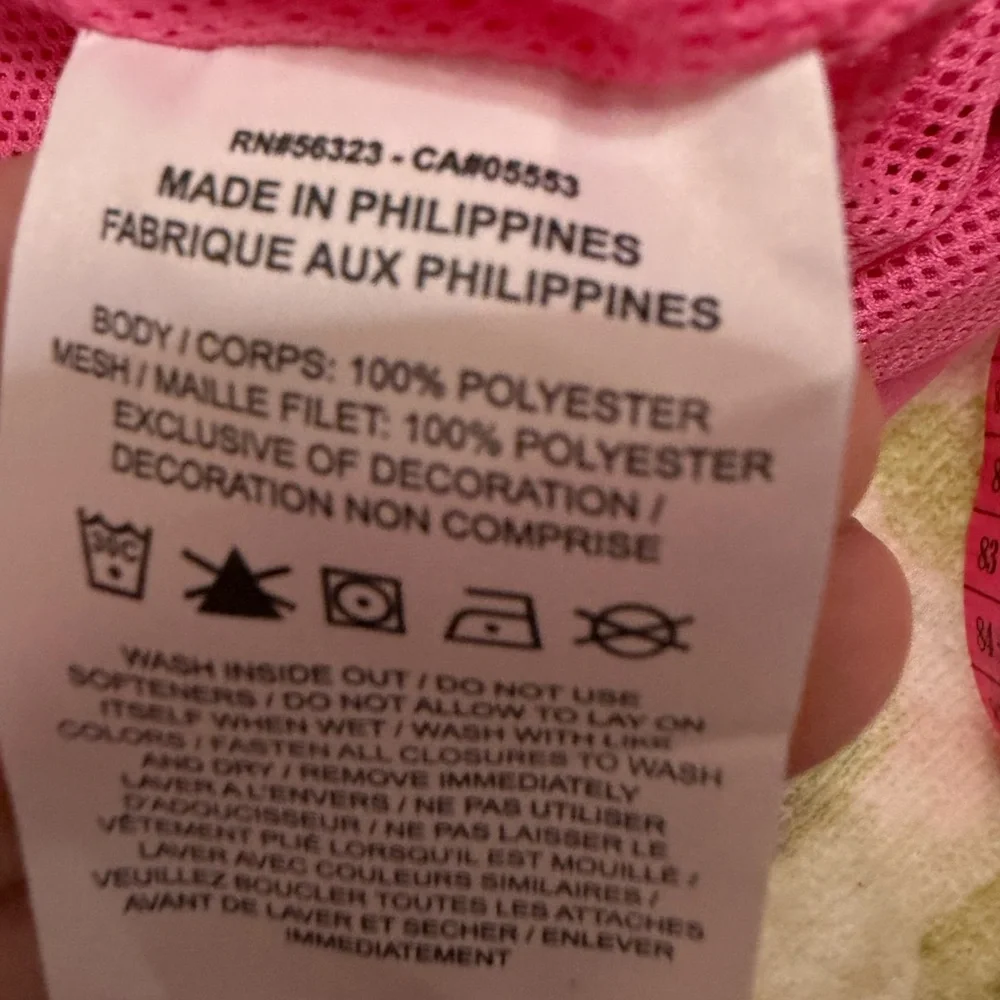 NIKE NWT Men’s Pink Above Knee Swim Trunks